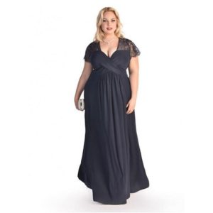 Trendy plus size dresses for Christmas