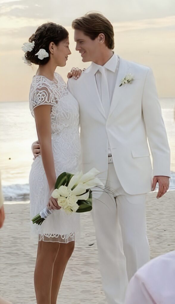 20 Perfect Beach Wedding Dresses For Second Marriage Over 40 Plus