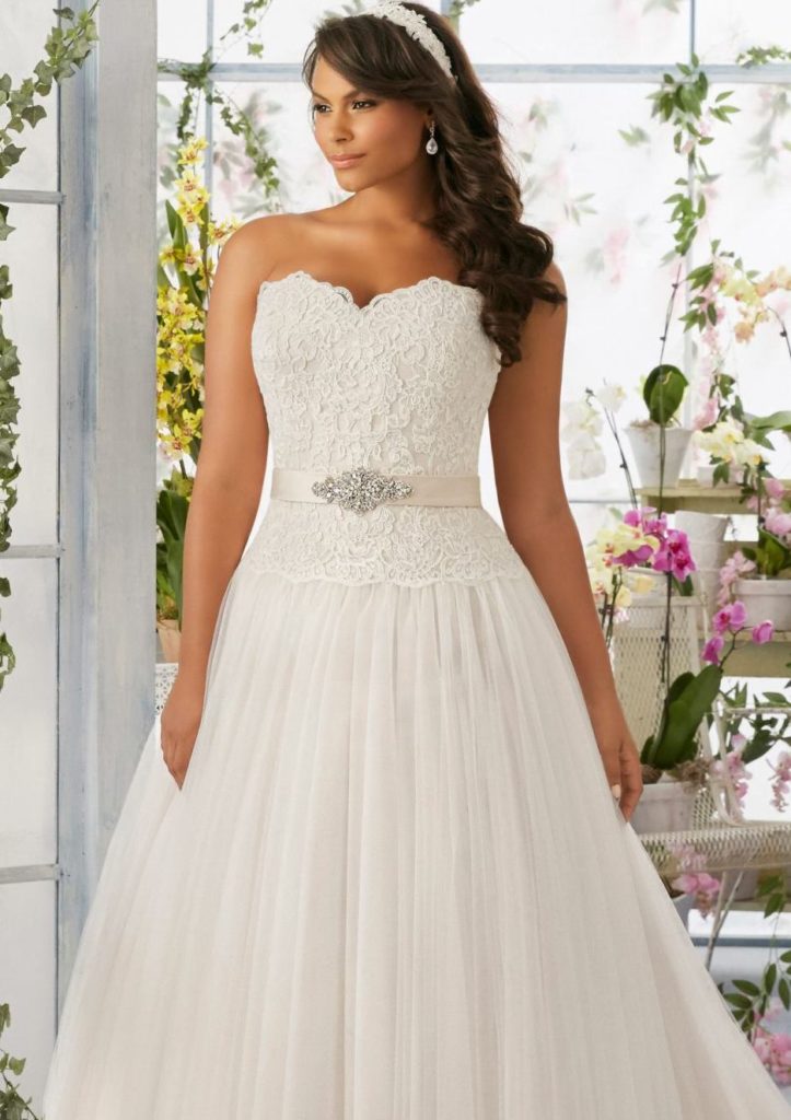 Wedding Dresses For Women Over 60 Top 10 wedding dresses for women over ...