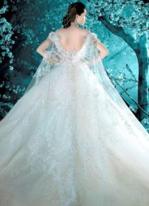 23.Wedding dresses for brides over 50