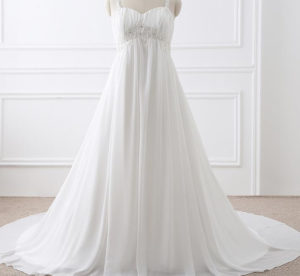 33.Cute Wedding dresses for older brides over 60