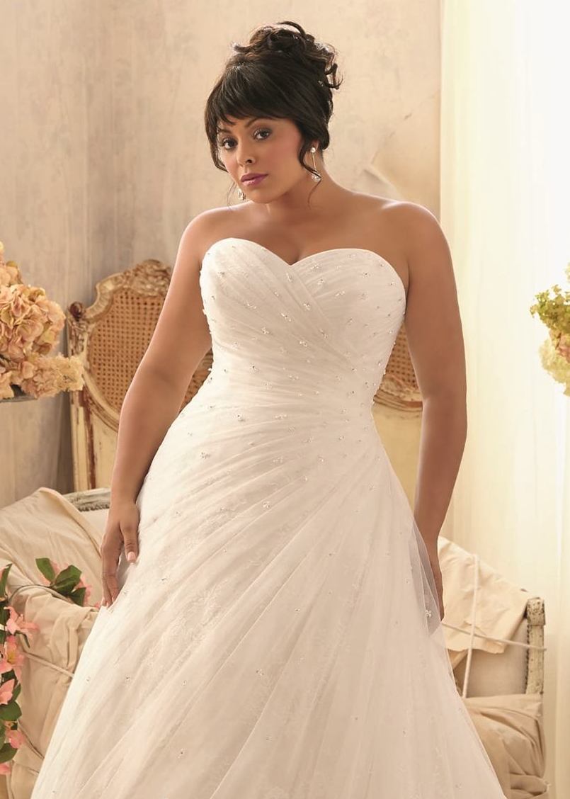 50 Decent Wedding Dresses for Older Brides Over 60 - Plus ...