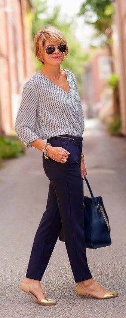 Trendy Outfits For 40 Year Old Woman
