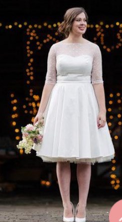 Casual Wedding Dresses For Curvy Brides