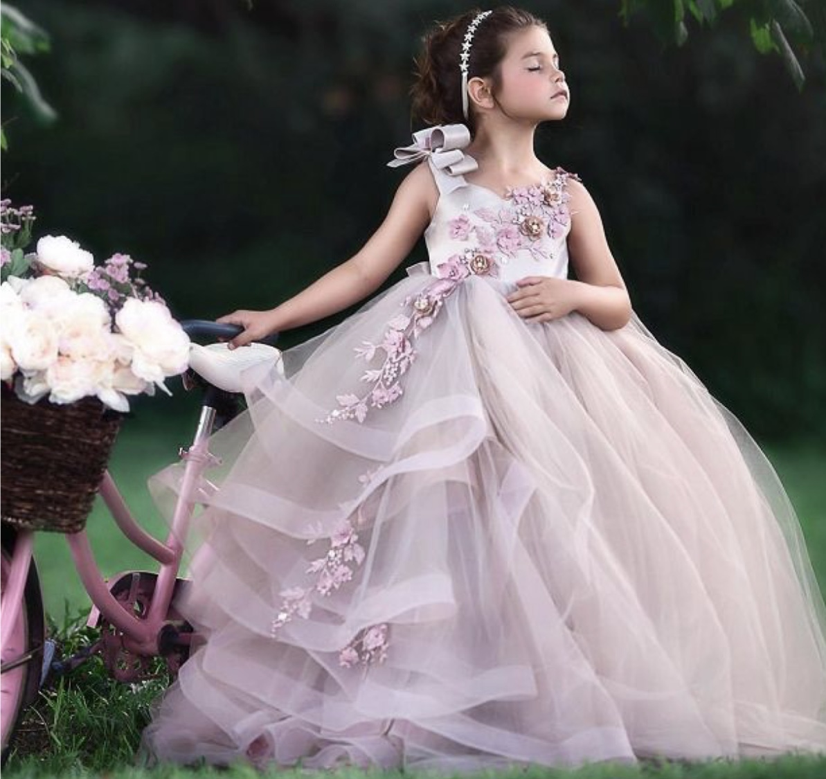 Italian Christening Gown|elegant Lace Princess Dress For Girls -  Knee-length Ball Gown With Sash