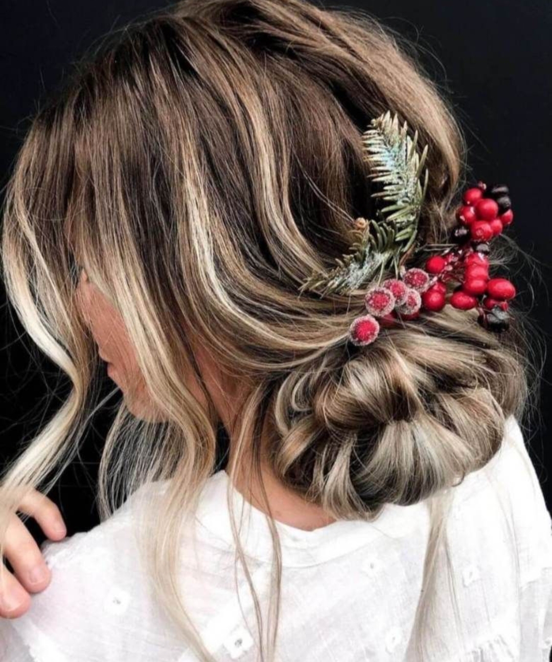 Best Holiday Hairstyles To Stun Everyone This Christmas