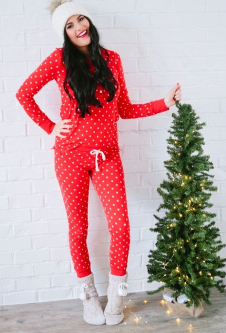 Cute Christmas Pajamas Ideas For Adults
