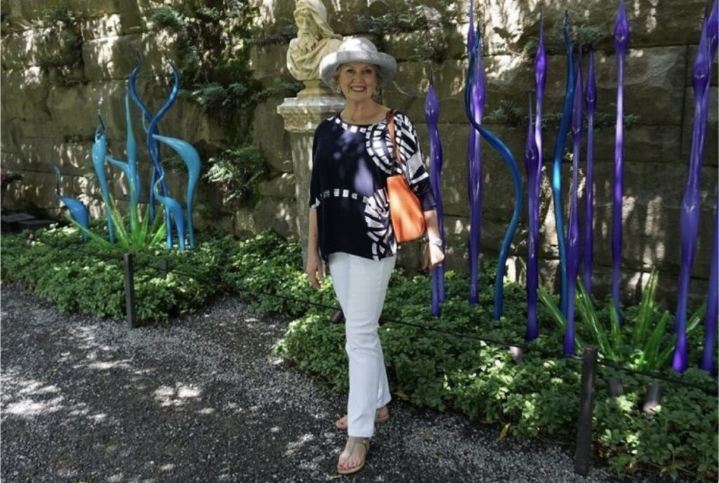 65 Cute Fashion Ideas for Petites Over 60 Petite Older Women's Clothing