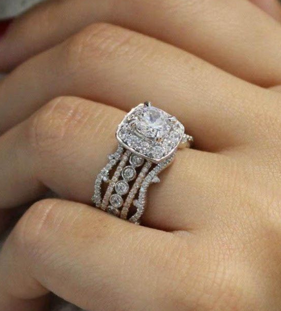 Women's Engagement Rings