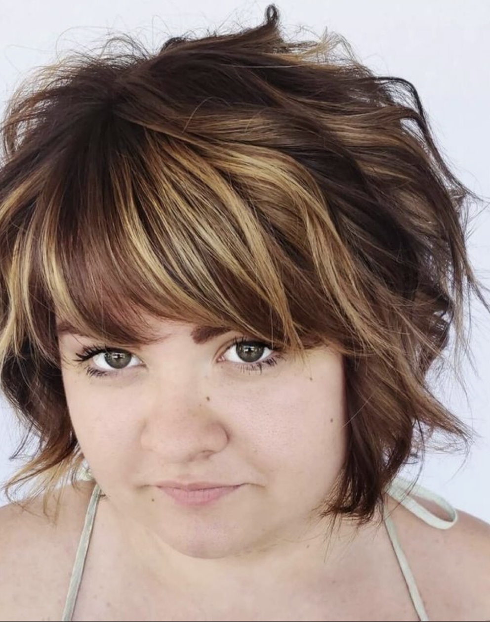 Best Short Hair For Round Face And Double Chin