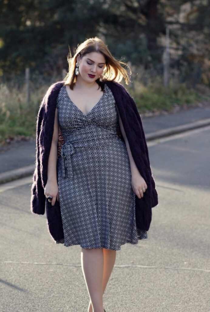 60 Slimming Clothes for Apple Shape Body 2024 Apple Shape Dresses