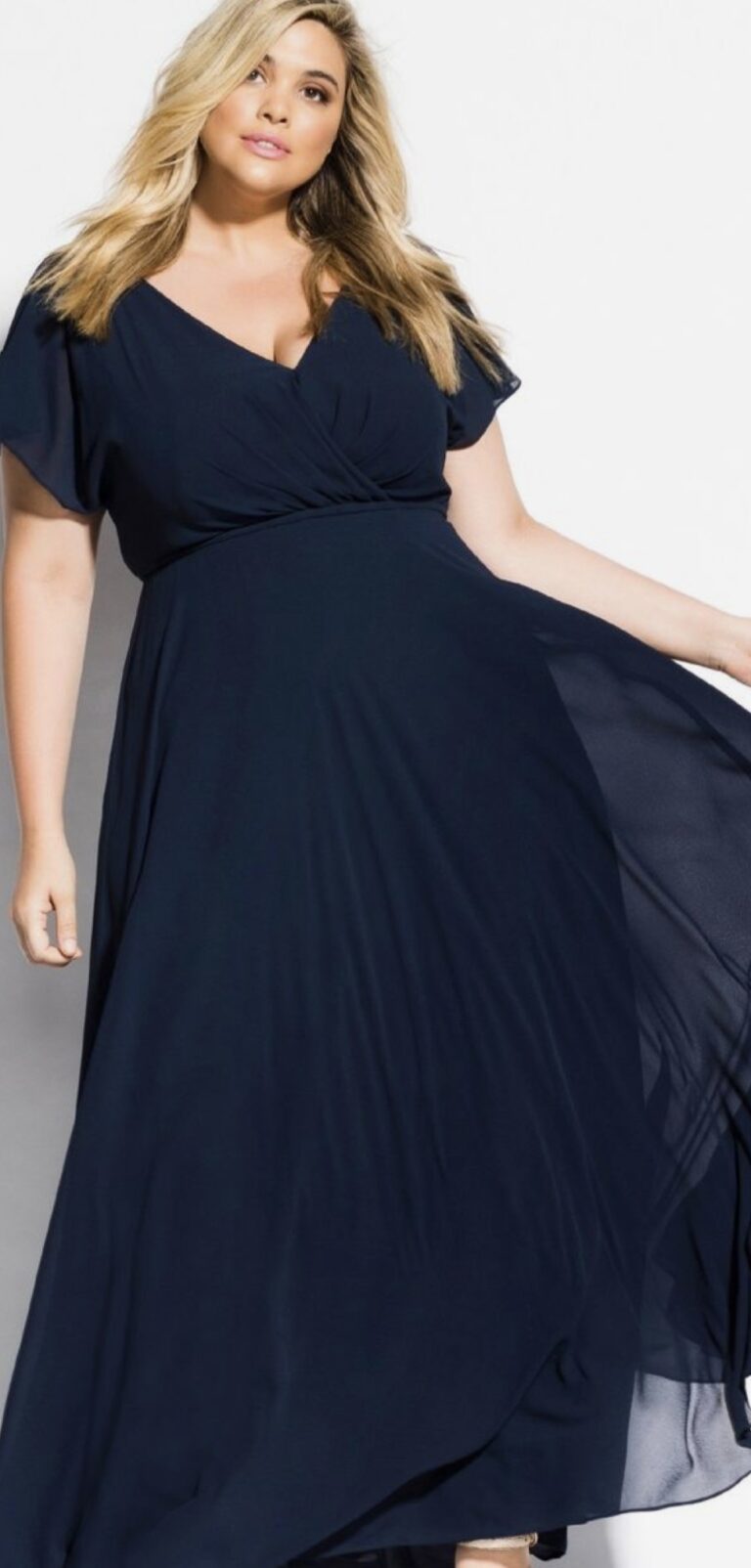 40 Stylish Dresses that Hide Belly Fat 2024 - Plus Size Women Fashion