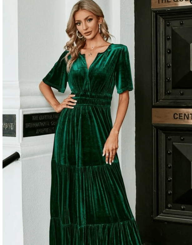 60 Christmas Party Dresses for Women Over 50s - Plus Size Women Fashion