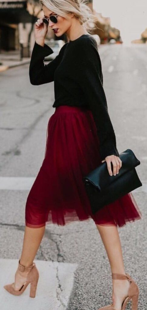 50+ Cute Christmas Party Outfits Ideas 2024 to Impress Men