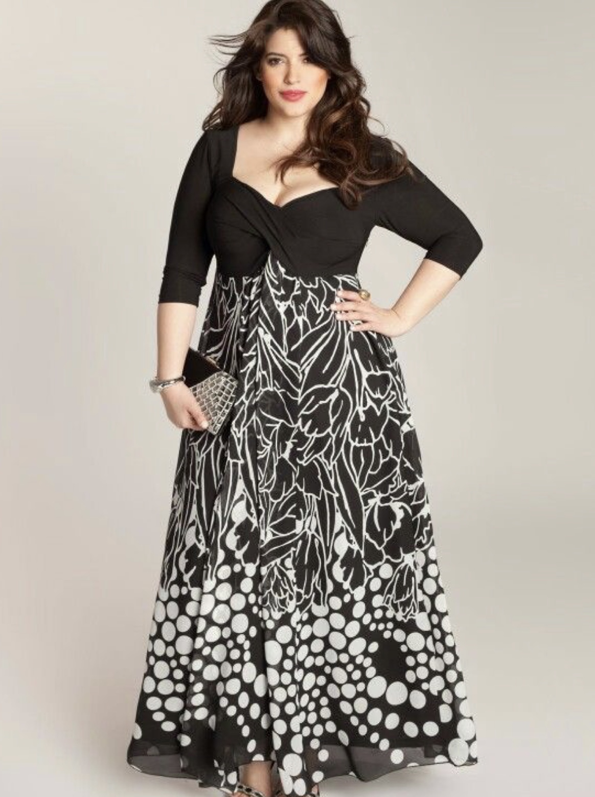 Plus Size Black And White Dress With Sleeves